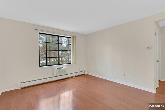 1419 Faulkner Court, Mahwah, NJ 07430