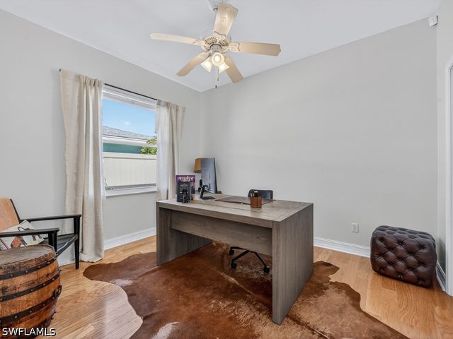 585 104th AVE N, Naples, FL 34108