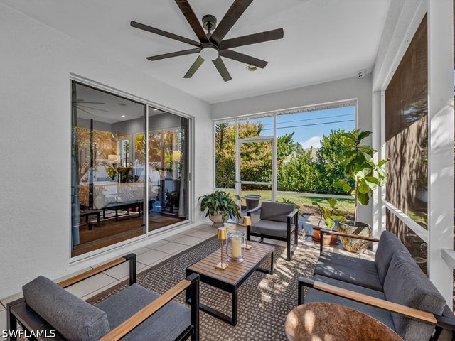 585 104th AVE N, Naples, FL 34108