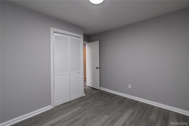 152 W Mansfield Avenue, Pontiac, MI 48340