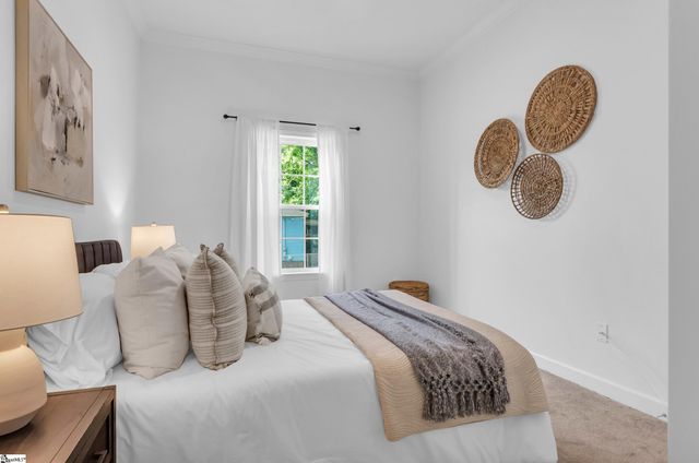 44 4th Avenue, Greenville, SC 29611