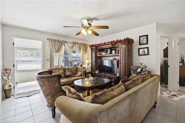 2431 Hunter TER, Fort Myers, FL 33901