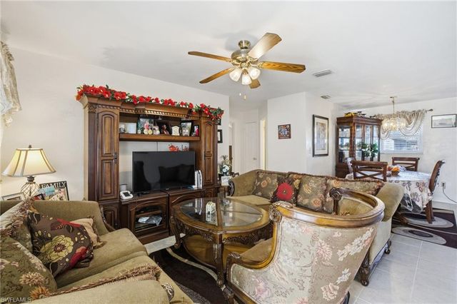 2431 Hunter TER, Fort Myers, FL 33901