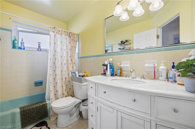 2431 Hunter TER, Fort Myers, FL 33901