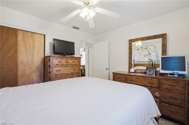 2431 Hunter TER, Fort Myers, FL 33901