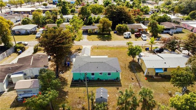 2431 Hunter TER, Fort Myers, FL 33901