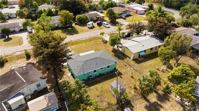 2431 Hunter TER, Fort Myers, FL 33901