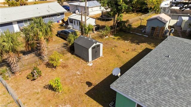 2431 Hunter TER, Fort Myers, FL 33901