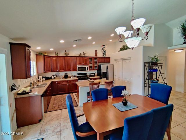 19696 N MADISON Circle, Maricopa, AZ 85138