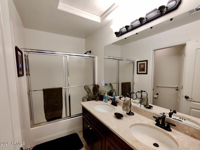 19696 N MADISON Circle, Maricopa, AZ 85138