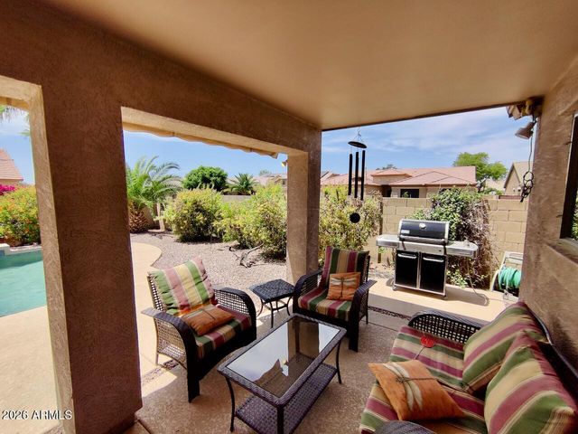19696 N MADISON Circle, Maricopa, AZ 85138