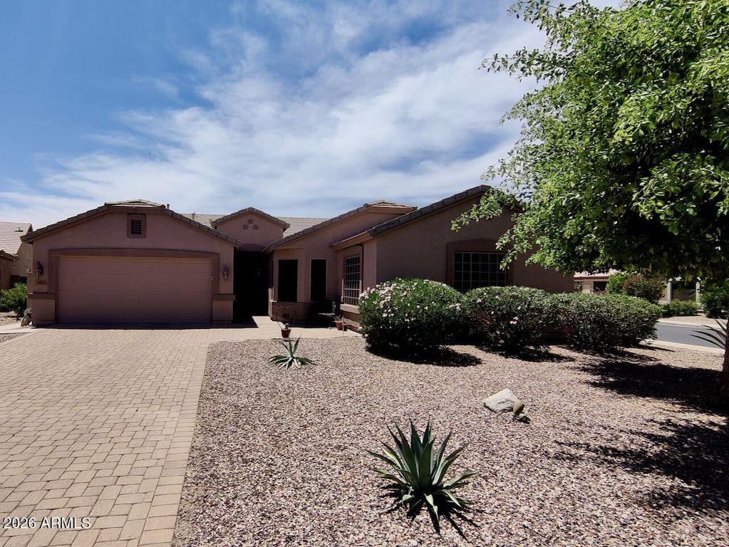19696 N MADISON Circle, Maricopa, AZ 85138
