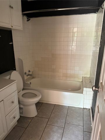 133 East Street, Tye, TX 79563