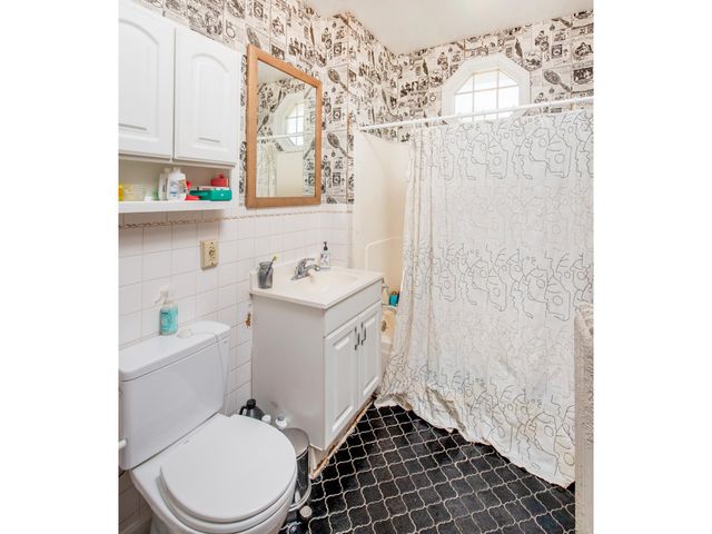 1718 Hague Avenue, Saint Paul, MN 55104