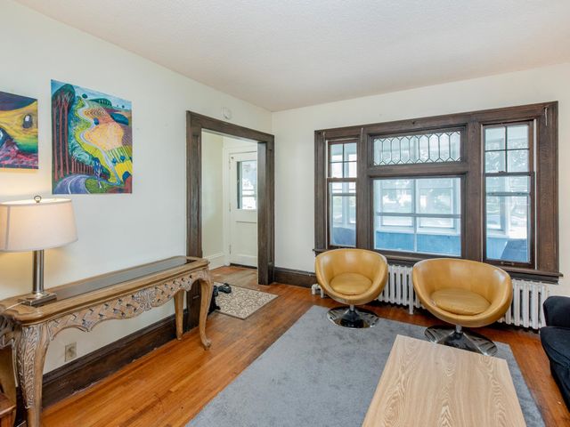 1718 Hague Avenue, Saint Paul, MN 55104