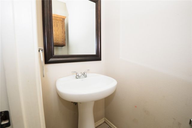 815 Welsh Avenue, College Station, TX 77840