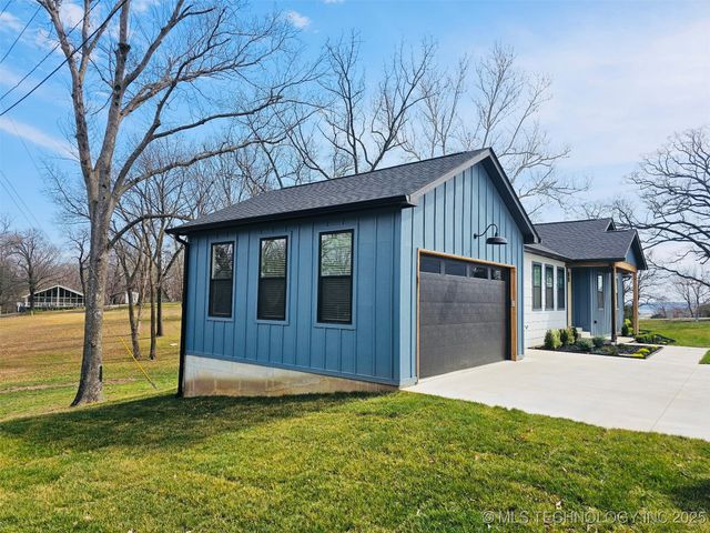 1 Port Duncan Boulevard, Monkey Island, OK 74344