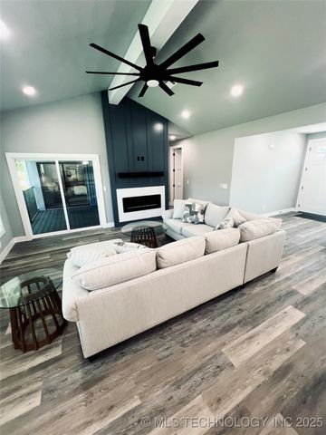 1 Port Duncan Boulevard, Monkey Island, OK 74344