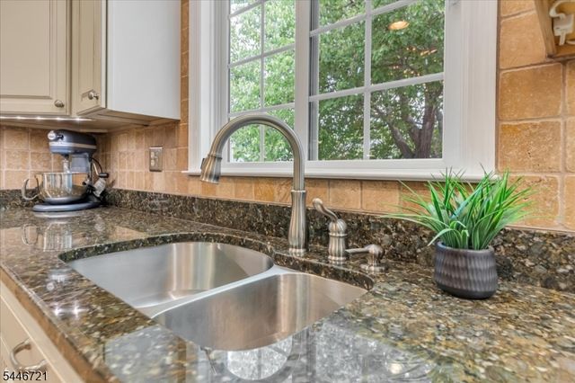 351 Retford Ave, Cranford Twp., NJ 07016