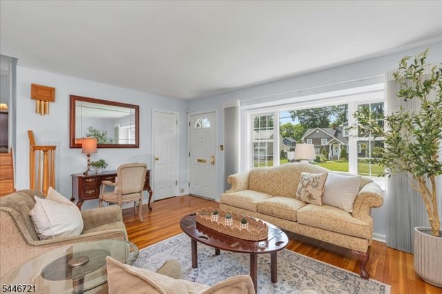 351 Retford Ave, Cranford Twp., NJ 07016
