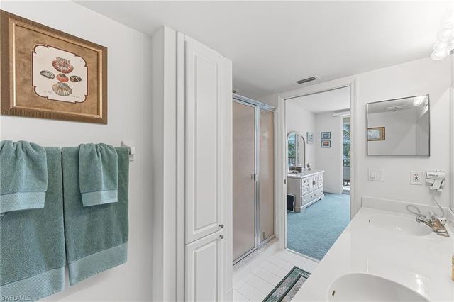 4421 Bay Beach LN 623, Fort Myers Beach, FL 33931