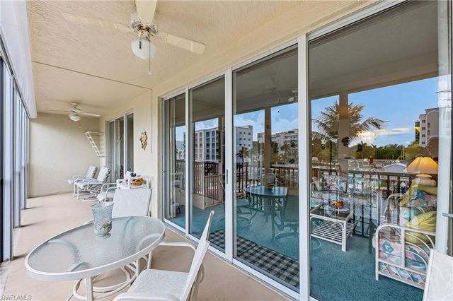 4421 Bay Beach LN 623, Fort Myers Beach, FL 33931