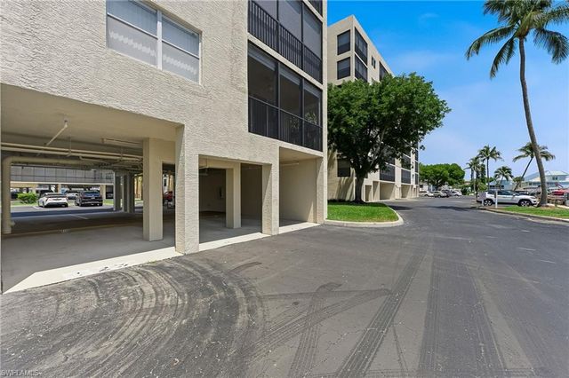 4421 Bay Beach LN 623, Fort Myers Beach, FL 33931