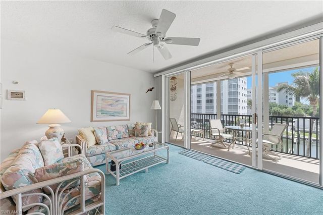 4421 Bay Beach LN 623, Fort Myers Beach, FL 33931