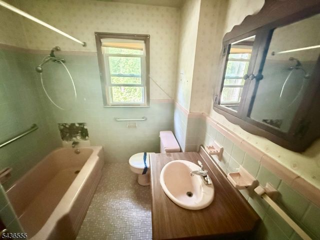 941 Cabot Ave, Union Twp., NJ 07083
