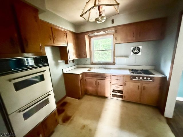 941 Cabot Ave, Union Twp., NJ 07083