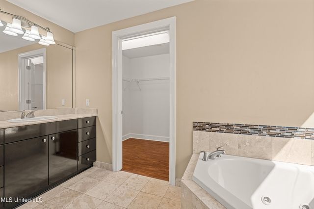 1899 Beach Boulevard, 501, Biloxi, MS 39531
