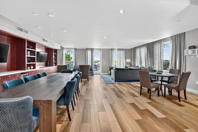 236 SE 5th Avenue 405, Delray Beach, FL 33483