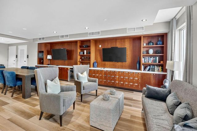 236 SE 5th Avenue 405, Delray Beach, FL 33483