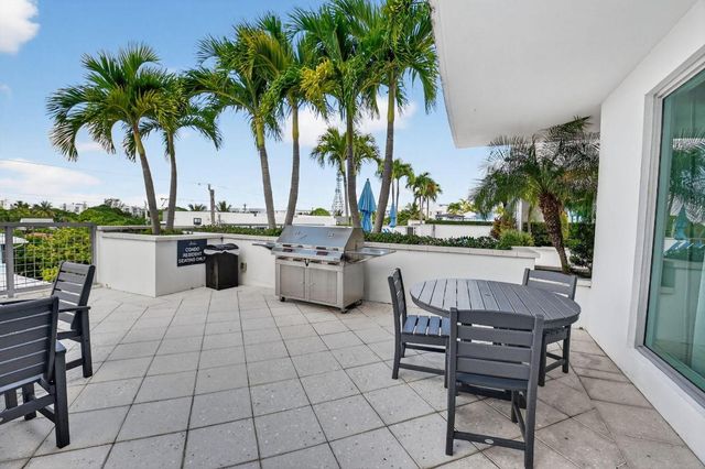 236 SE 5th Avenue 405, Delray Beach, FL 33483