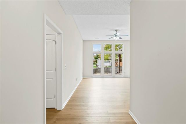 706 NW Green Drive, Grain Valley, MO 64029