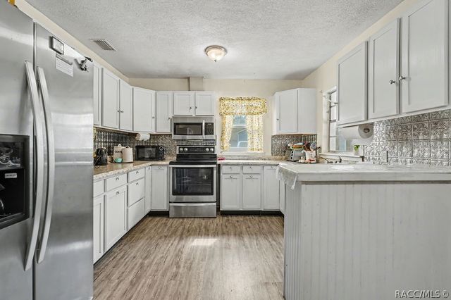 5710 NE 140th Court, Williston, FL 32696