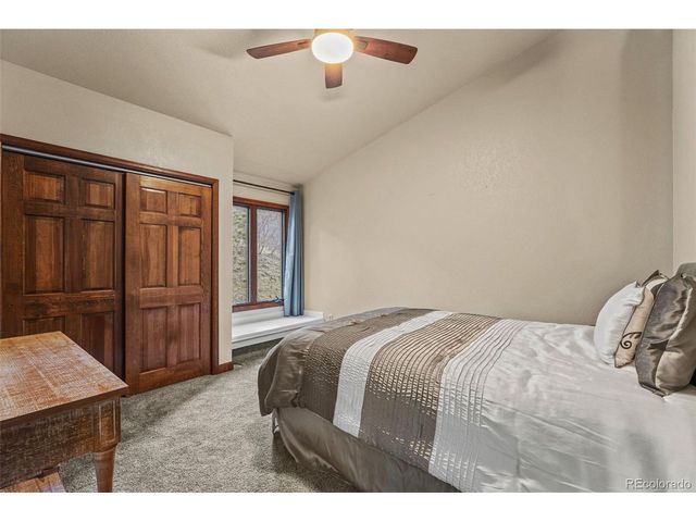 253 Chatham Dr, Colorado Springs, CO 80906