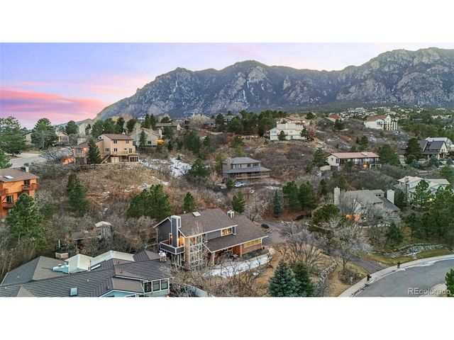 253 Chatham Dr, Colorado Springs, CO 80906