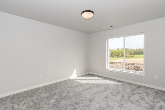 1036 Highland Trl, Solon, IA 52333