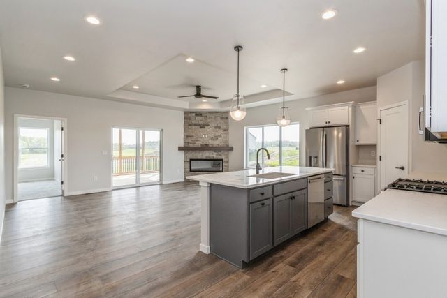 1036 Highland Trl, Solon, IA 52333