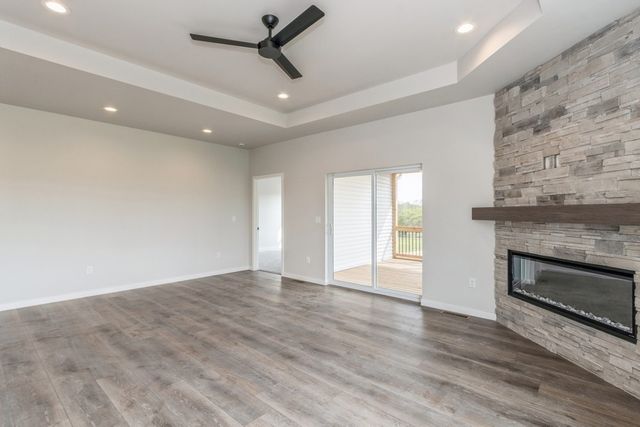 1036 Highland Trl, Solon, IA 52333