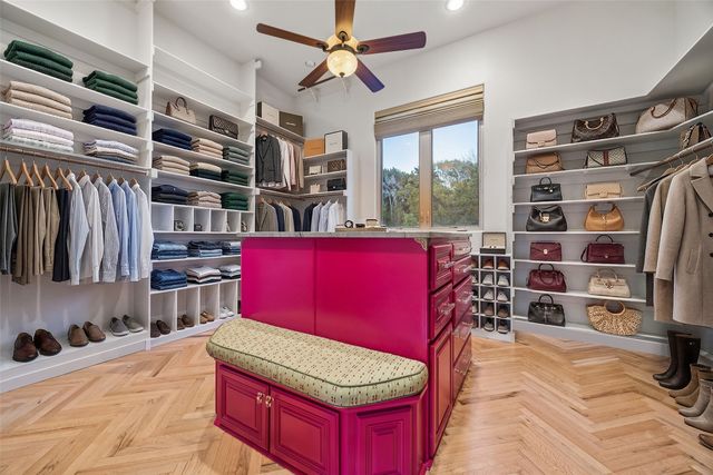 707 Oakhill Lane, Cedar Hill, TX 75104