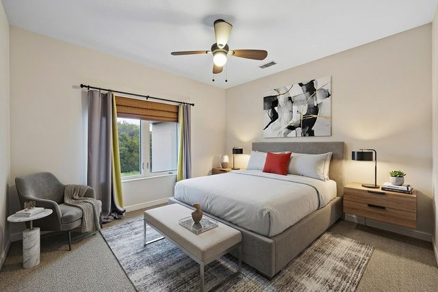 707 Oakhill Lane, Cedar Hill, TX 75104