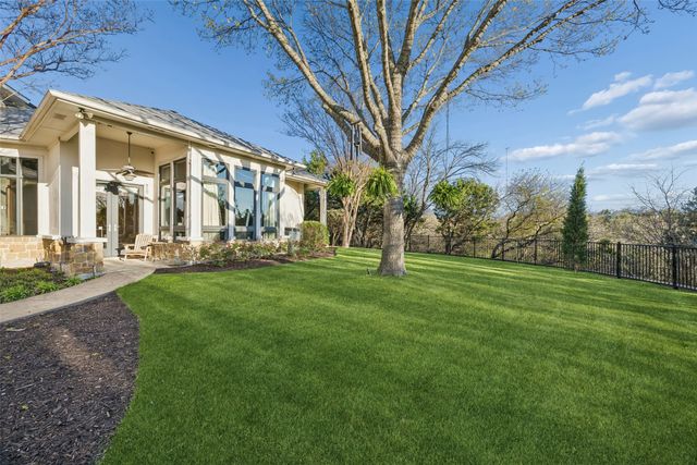 707 Oakhill Lane, Cedar Hill, TX 75104