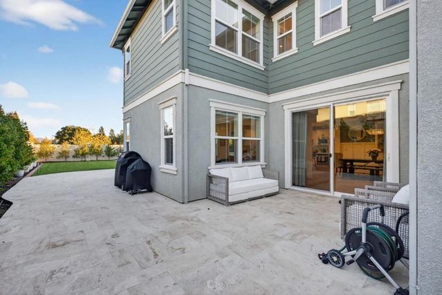 1360 Golden Eagle Drive, Morgan Hill, CA 95037