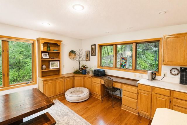 950 E Belvista Drive, North Mankato, MN 56003