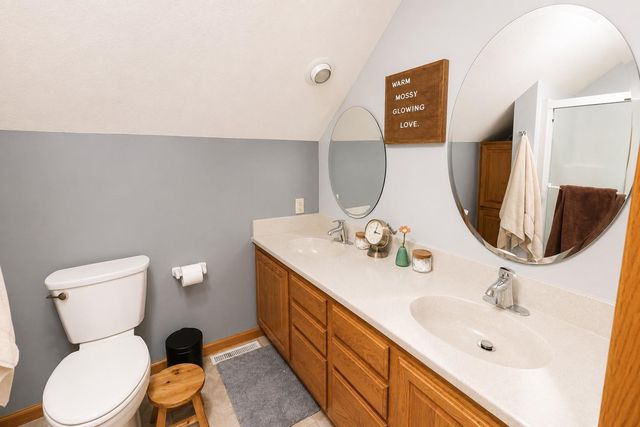 950 E Belvista Drive, North Mankato, MN 56003