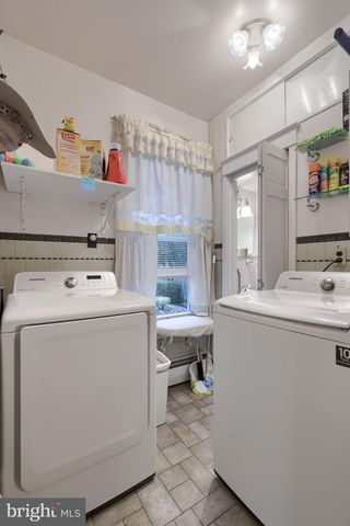 26 W LEMON ST, Lititz, PA 17543