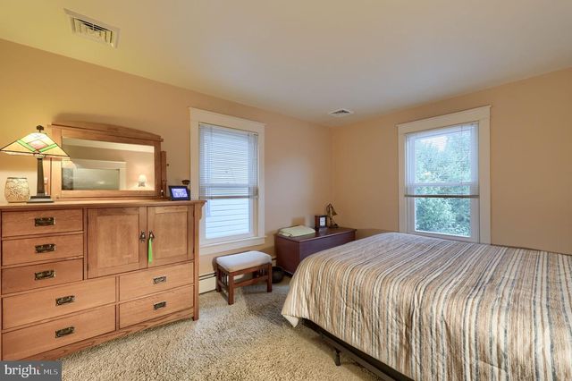 26 W LEMON ST, Lititz, PA 17543