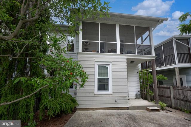 26 W LEMON ST, Lititz, PA 17543